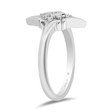 Load image into Gallery viewer, Hallmarkfinejewelry Lace North Star Ring in Sterling Silver with Diamonds
