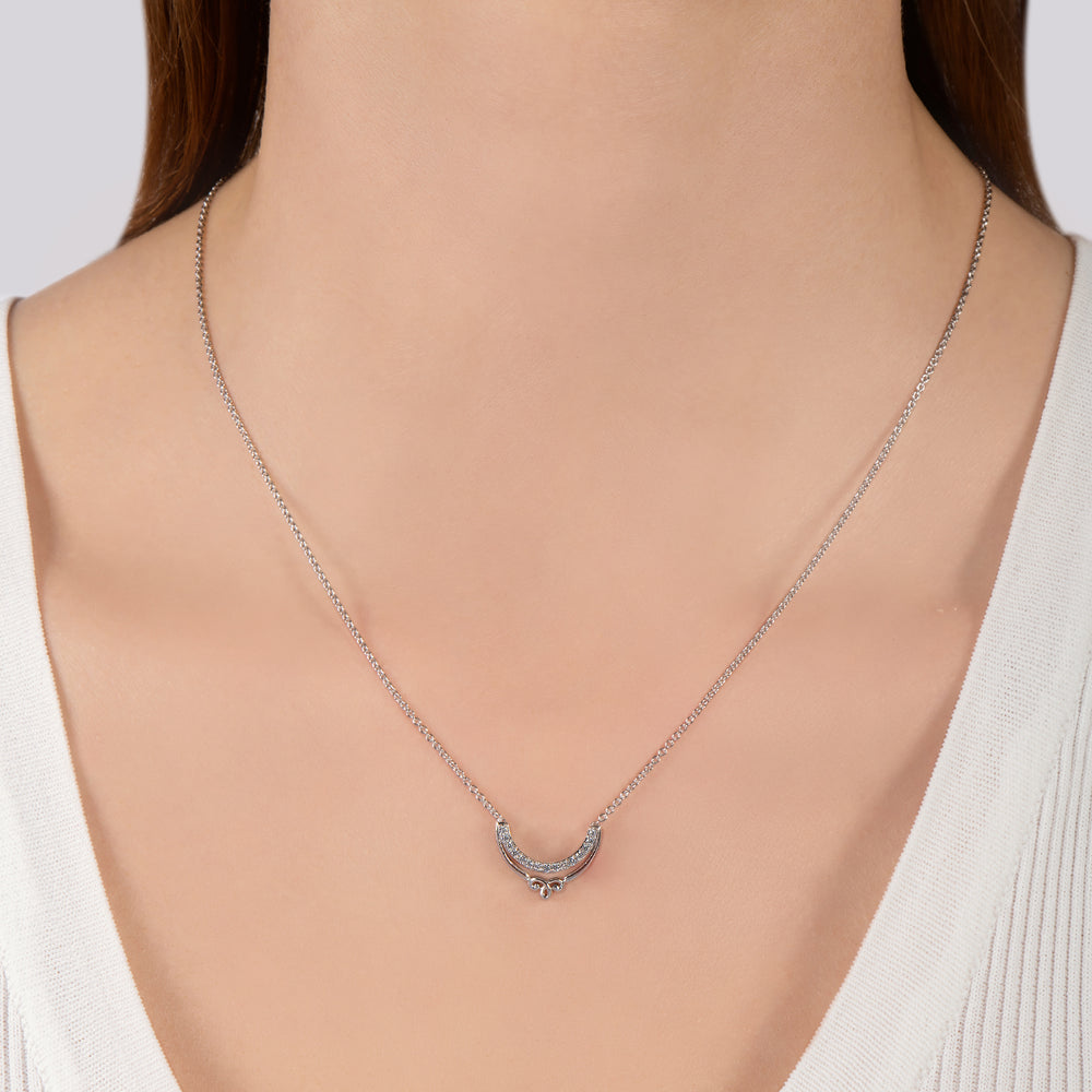 Hallmarkfinejewelry Sterling Silver Antique Lace Necklace with Diamonds
